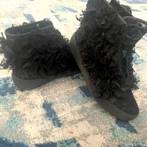 CHANEL flower shoes sz 40 (US9)